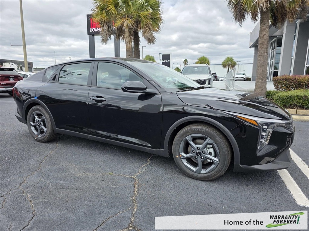 New 2025 Kia K4 LXS Sedan
