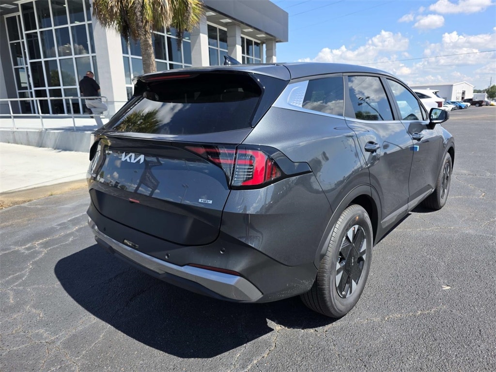 New 2026 Kia Sportage Hybrid LX SUV