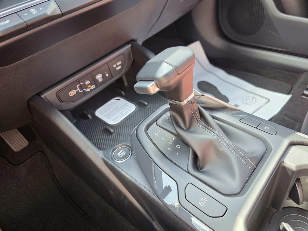 2026 Kia K4 GT-Line - Photo 10