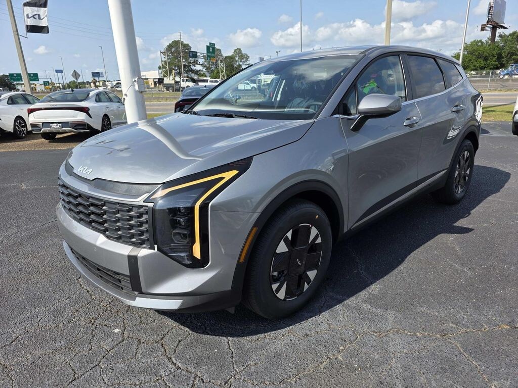 New 2026 Kia Sportage Hybrid LX SUV