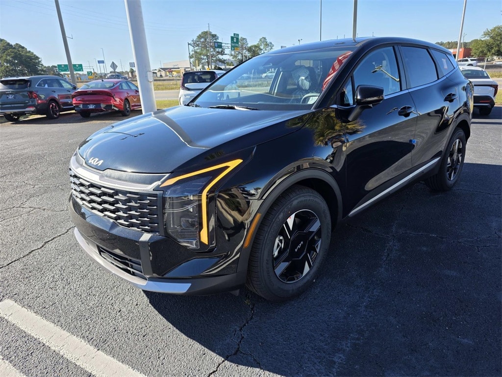 New 2026 Kia Sportage LX SUV