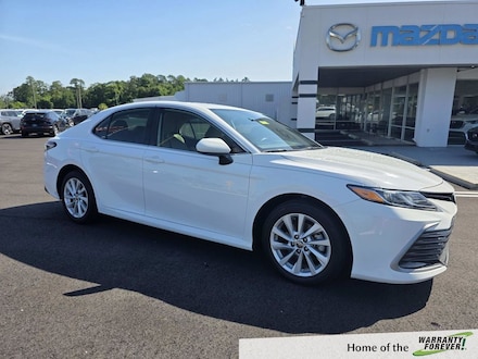 2021 Toyota Camry LE Sedan