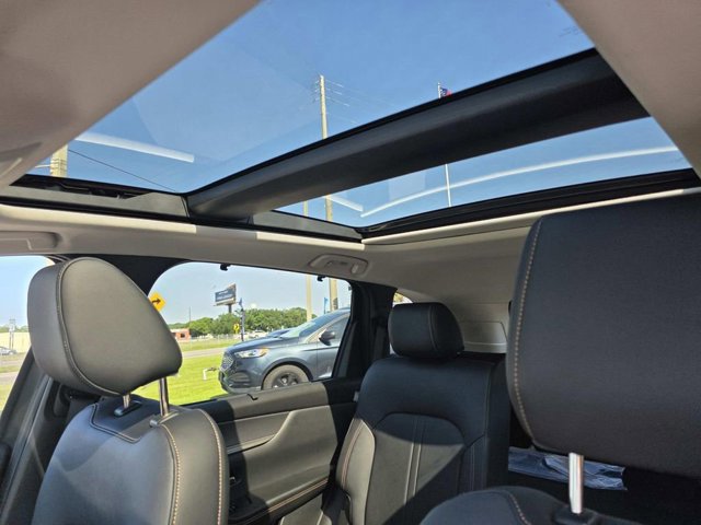 2025 Mazda CX-70 Premium Package - Photo 12