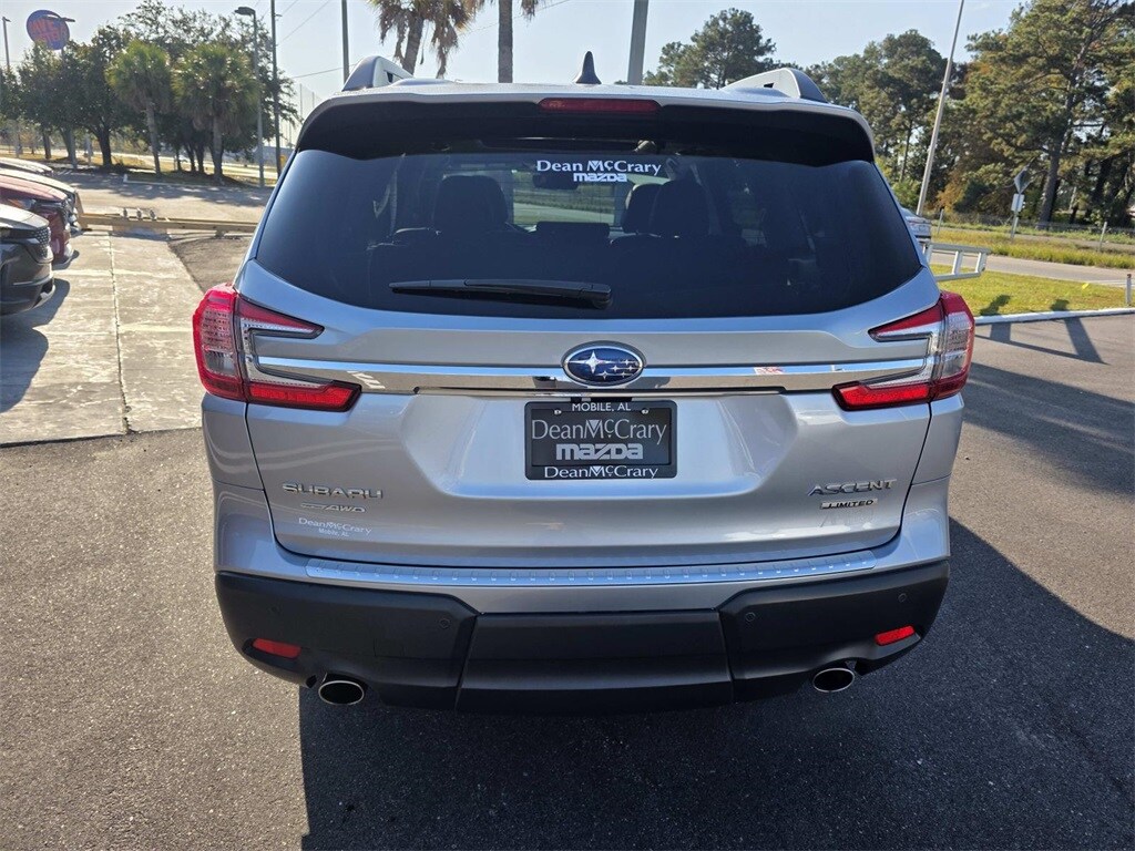 2024 Subaru Ascent Limited photo 4