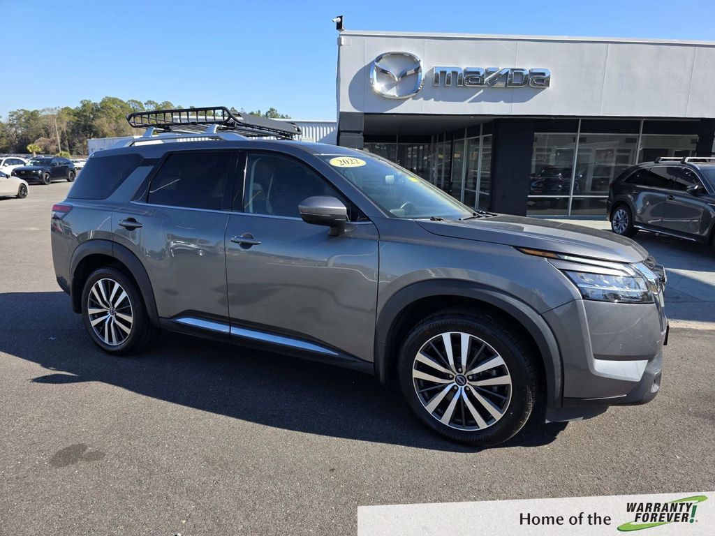 2022 Nissan Pathfinder Platinum