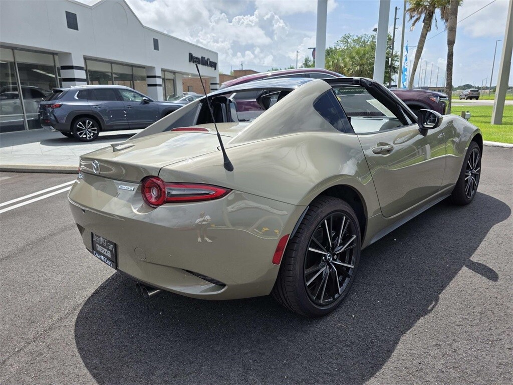 2024 Mazda MX-5 Miata Miata RF Grand Touring photo 3