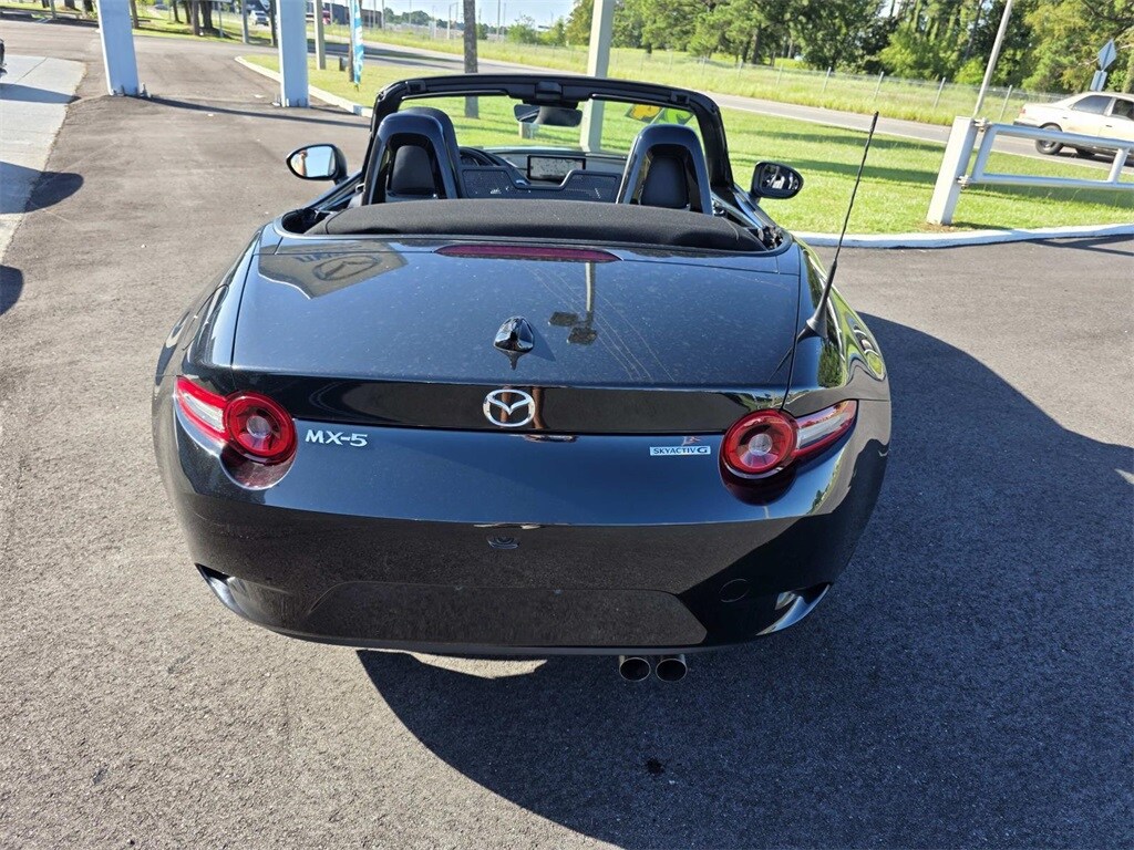 2024 Mazda MX-5 Miata Miata Grand Touring photo 4