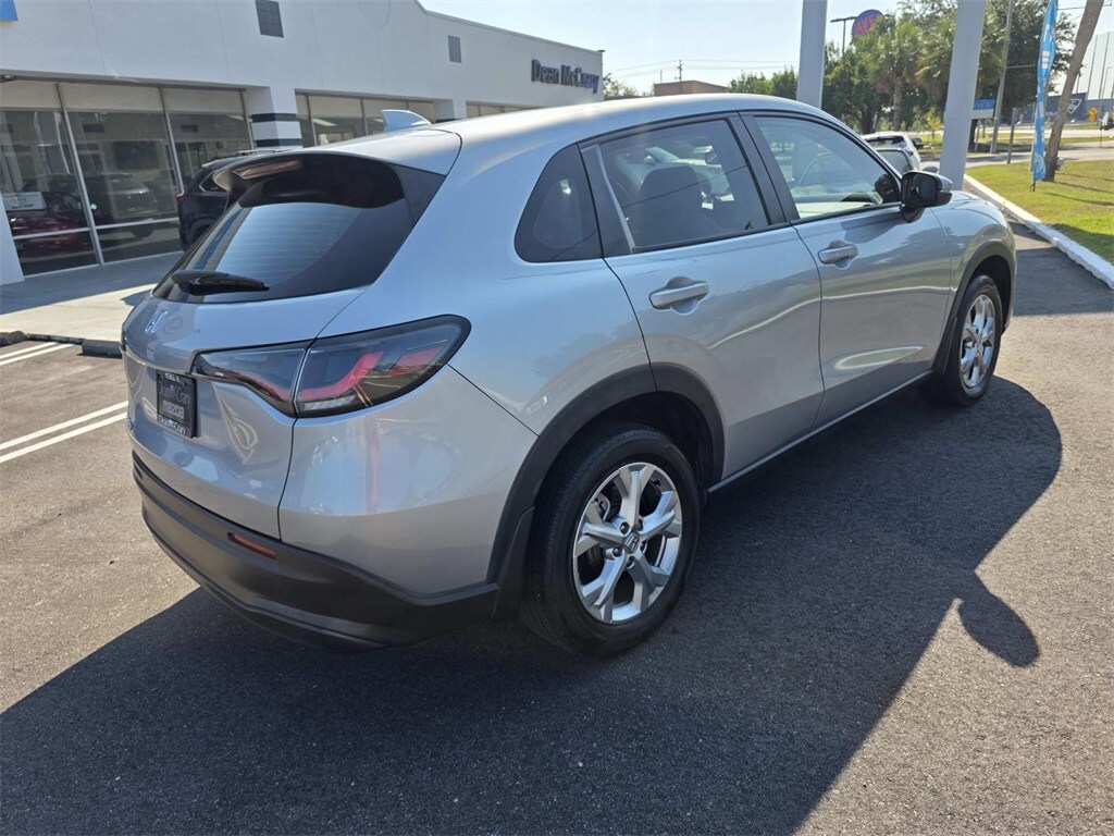 2024 Honda HR-V LX photo 3