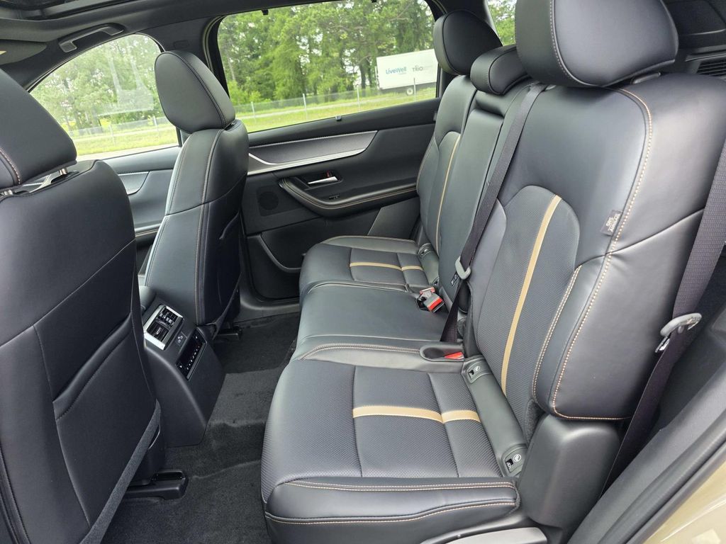2025 Mazda CX-70 Premium Plus Package - Photo 10