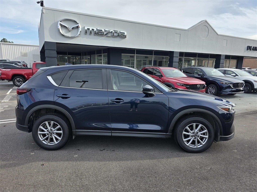 2023 Mazda CX-5 2.5 S Preferred photo 2