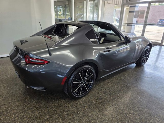 2025 Mazda MX-5 Miata Miata RF Grand Touring photo 4