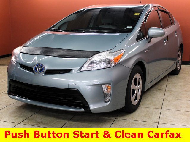 Used 2013 Toyota Prius Two with VIN JTDKN3DU2D1653986 for sale in Ballwin, MO