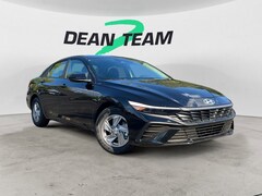 2025 Hyundai Elantra SE Sedan