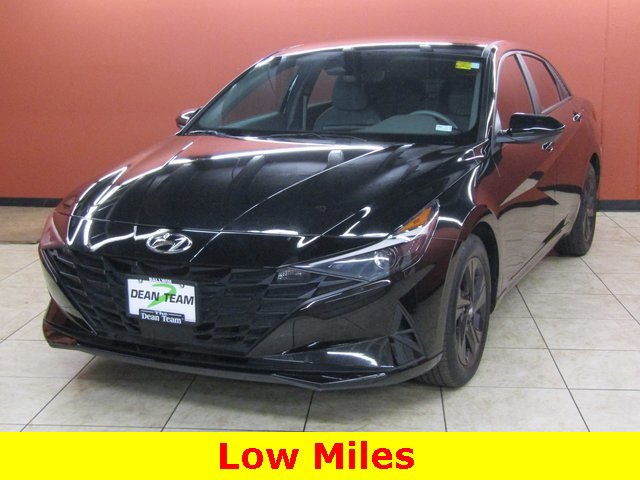 Used 2022 Hyundai Elantra SEL with VIN 5NPLS4AG0NH054161 for sale in Ballwin, MO