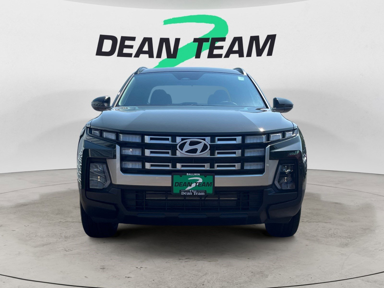 2026 Hyundai Santa Cruz SEL photo 2