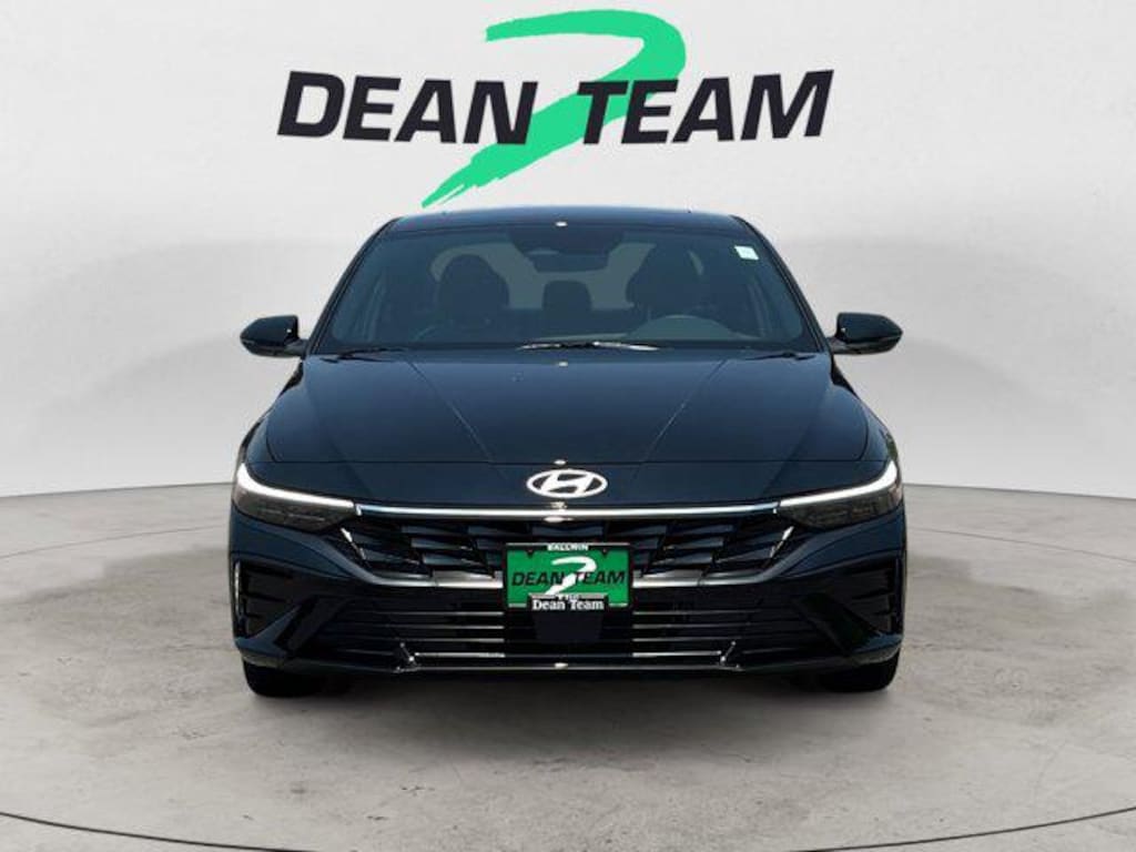 New 2025 Hyundai Elantra Hybrid Limited Sedan