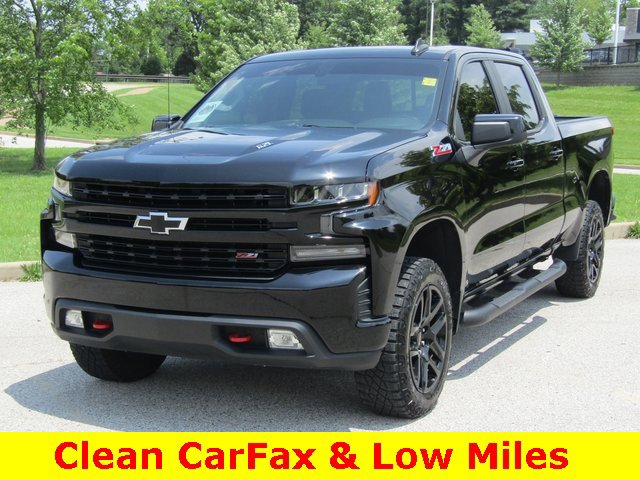 Used 2021 Chevrolet Silverado 1500 LT Trail Boss with VIN 1GCPYFEL4MZ286417 for sale in Ballwin, MO