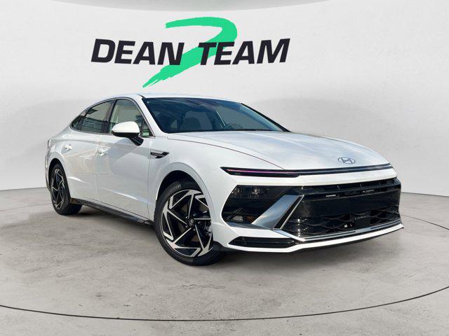 2026 Hyundai Sonata SEL's photo