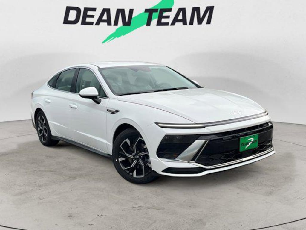 New 2025 Hyundai Sonata SEL Sedan