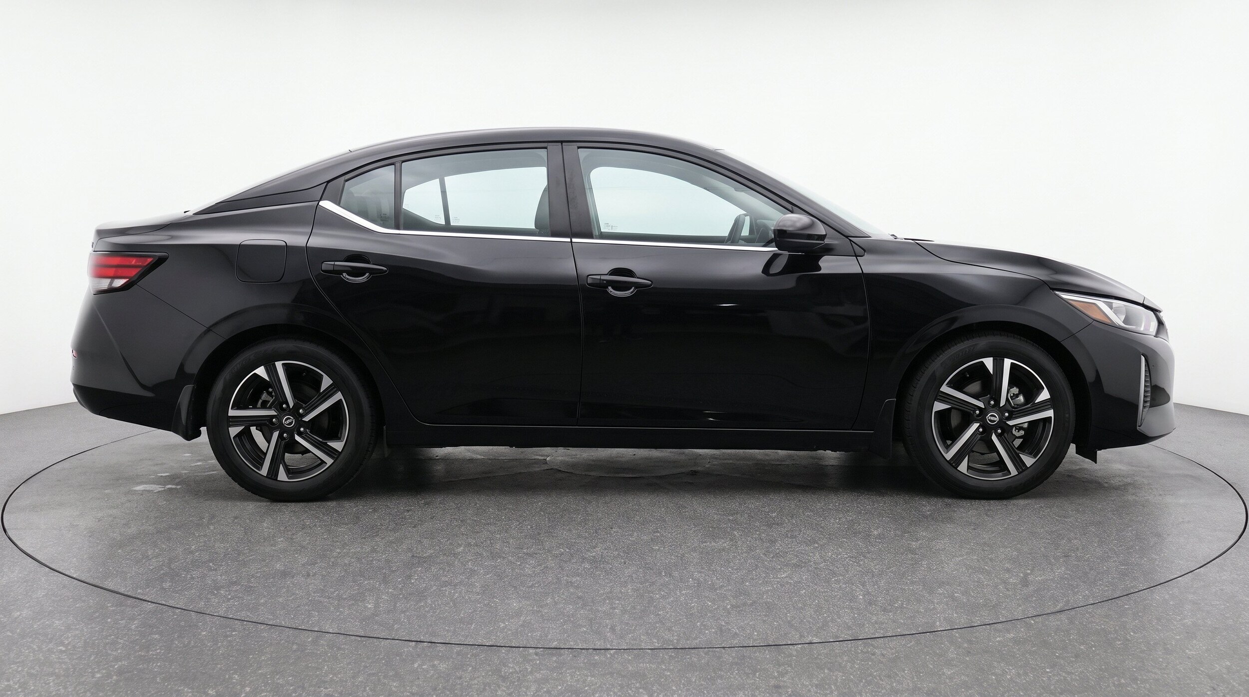 Thumbnail: 2025 Nissan Sentra - 11