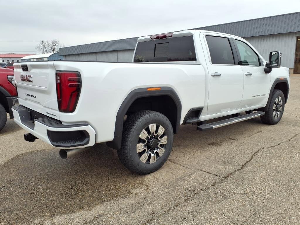 2025 Gmc Sierra 2500 HD Denali photo 3