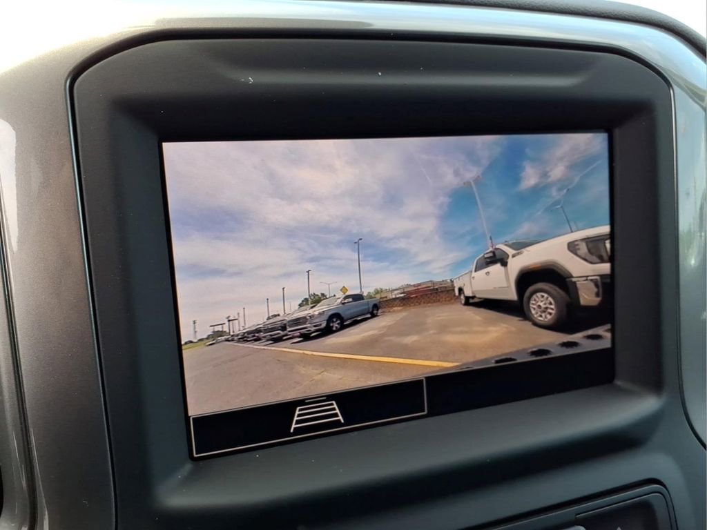 2026 GMC Sierra 3500HD Pro - Photo 9