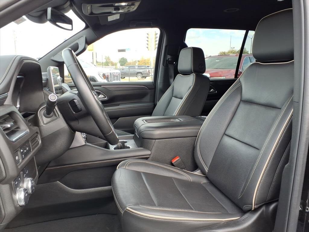 2024 Gmc Yukon SLT photo 4