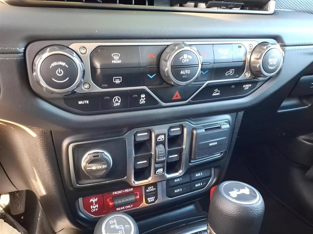 2024 Jeep Wrangler 4-Door Rubicon - Photo 10