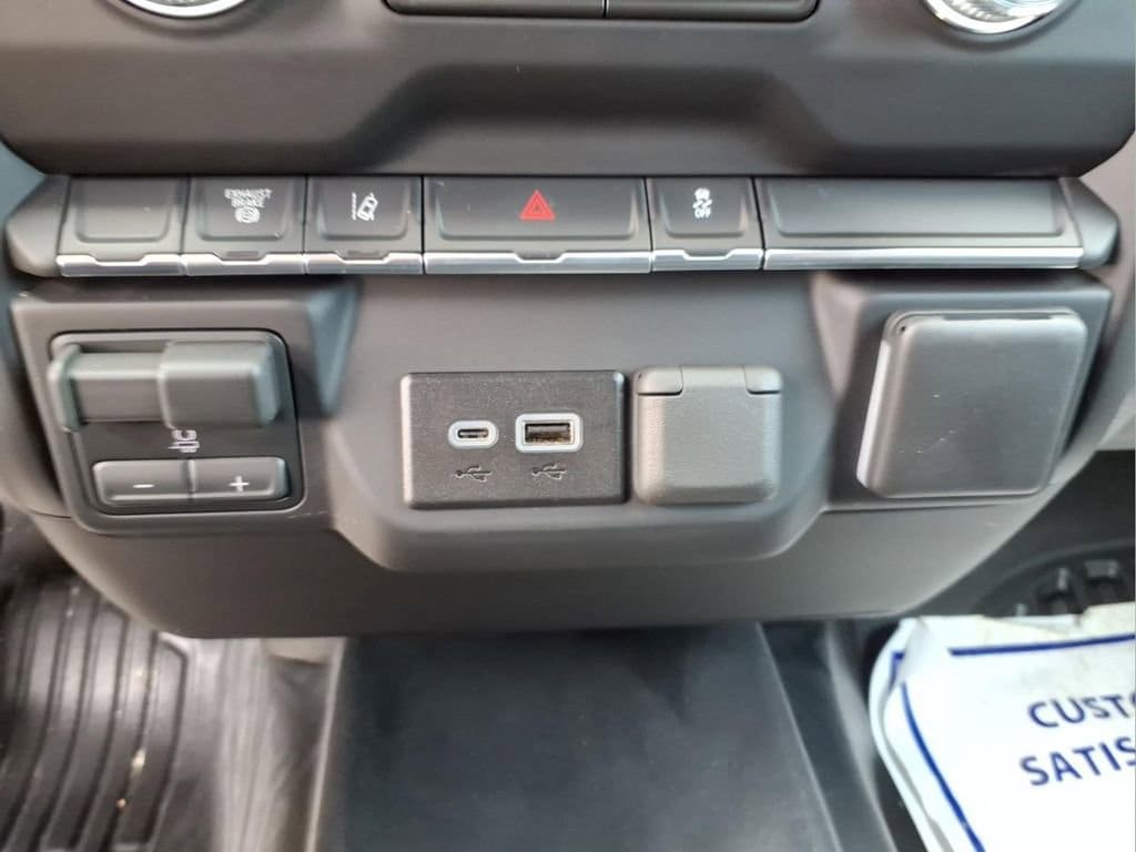 2026 GMC Sierra 3500HD Pro - Photo 12