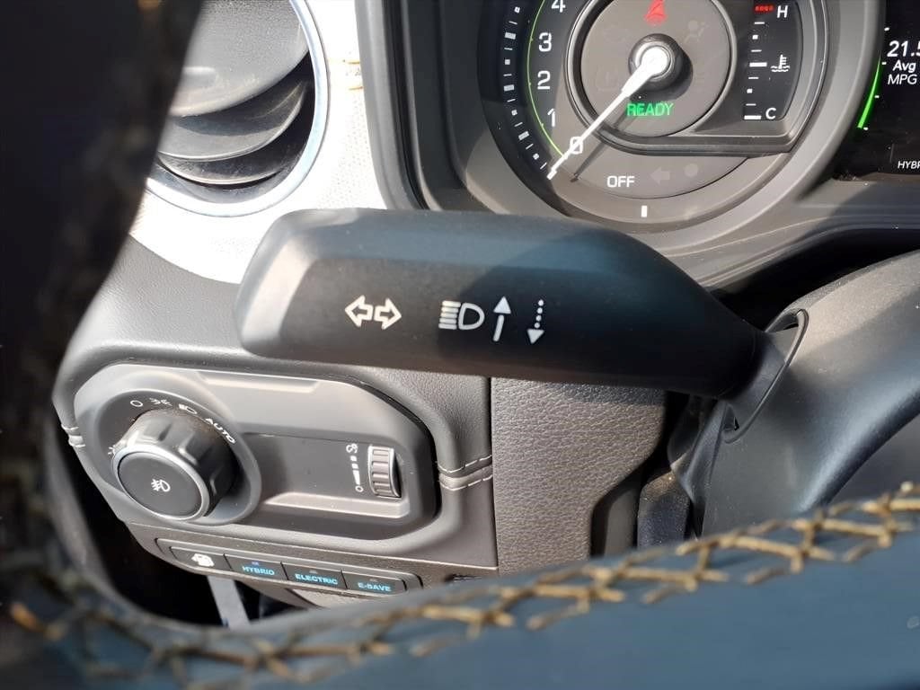 2024 Jeep Wrangler 4xe Sahara 4XE - Photo 18