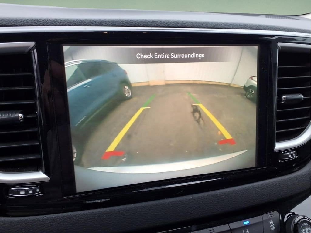 2024 Chrysler Pacifica Touring L - Photo 9
