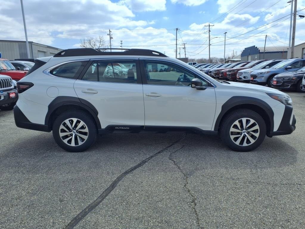 2023 Subaru Outback 2.5i photo 2