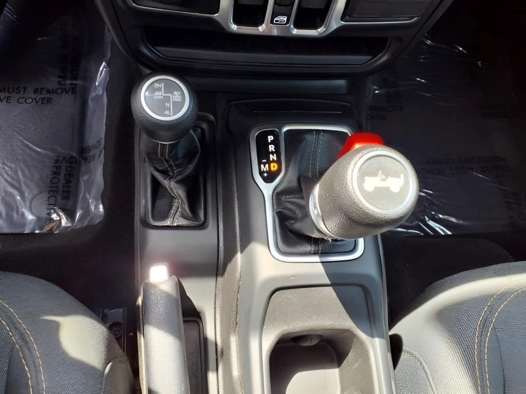 2024 Jeep Wrangler 4xe Sahara 4XE - Photo 13