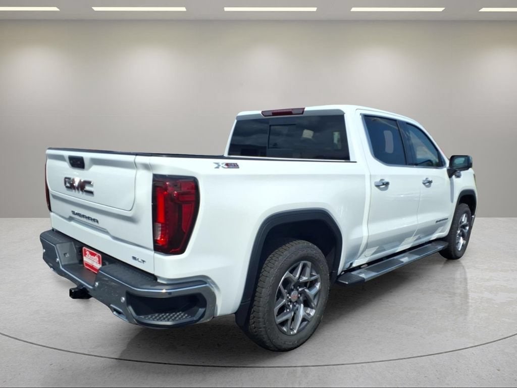 2026 GMC Sierra 1500 SLT - Photo 3