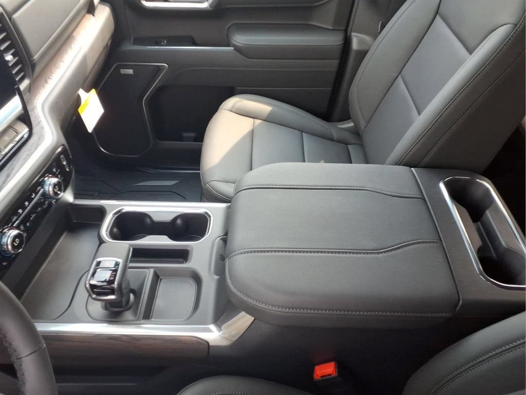 2026 GMC Sierra 1500 SLT - Photo 13