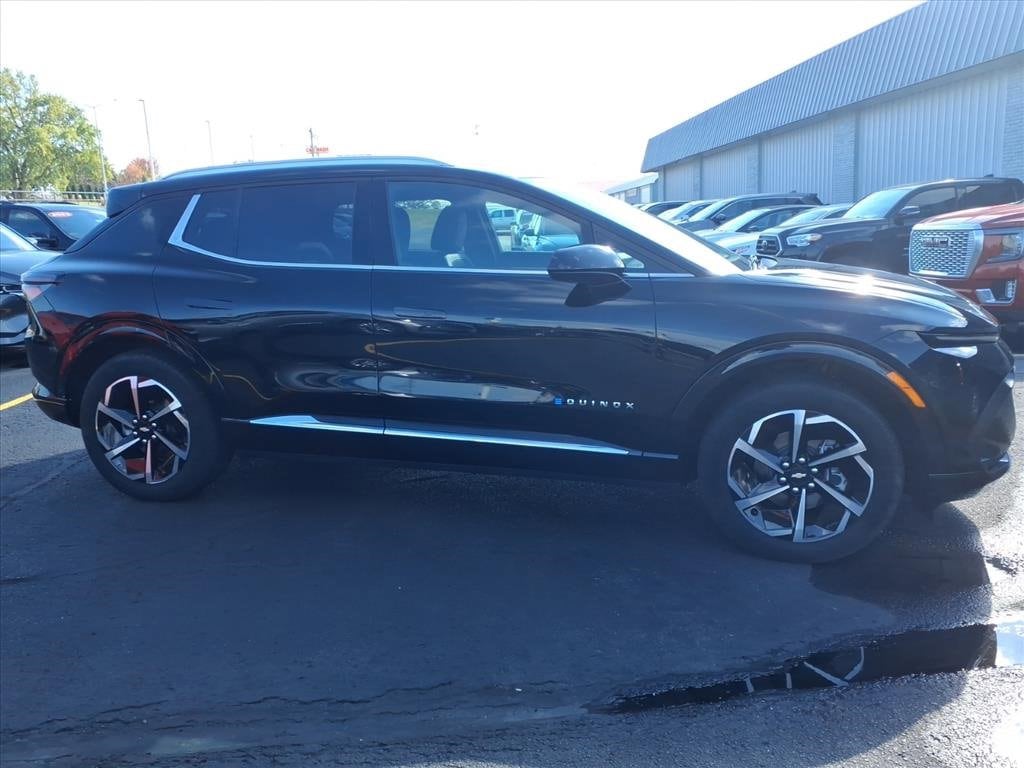 Used 2024 Chevrolet Equinox EV LT with VIN 3GN7DLRR0RS281672 for sale in Monroe, WI