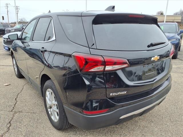 2023 Chevrolet Equinox LT photo 3