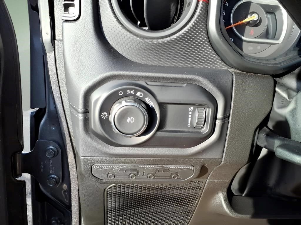 2024 Jeep Wrangler 4-Door Rubicon - Photo 17