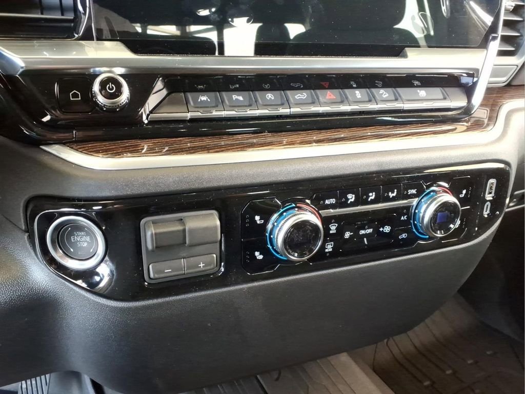 2026 GMC Sierra 1500 SLE - Photo 10