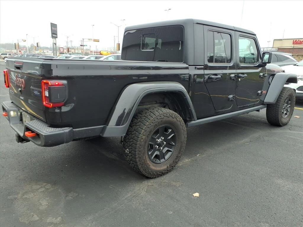 2023 Jeep Gladiator Mojave photo 3