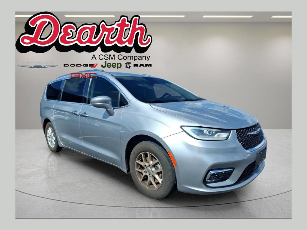 Used 2021 Chrysler Pacifica Touring L with VIN 2C4RC1BG9MR542532 for sale in Monroe, WI