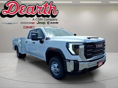 2026 GMC Sierra 3500 HD Chassis Cab Pro Truck