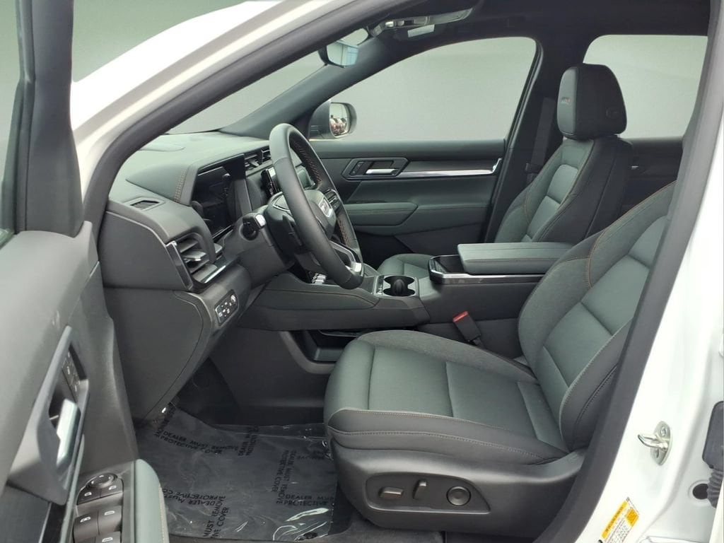 2026 GMC Terrain AT4 - Photo 4
