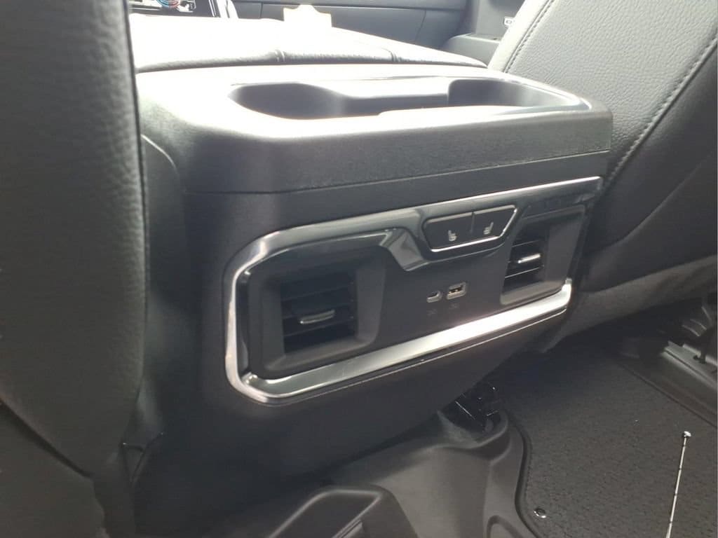 2026 GMC Sierra 1500 Denali - Photo 7