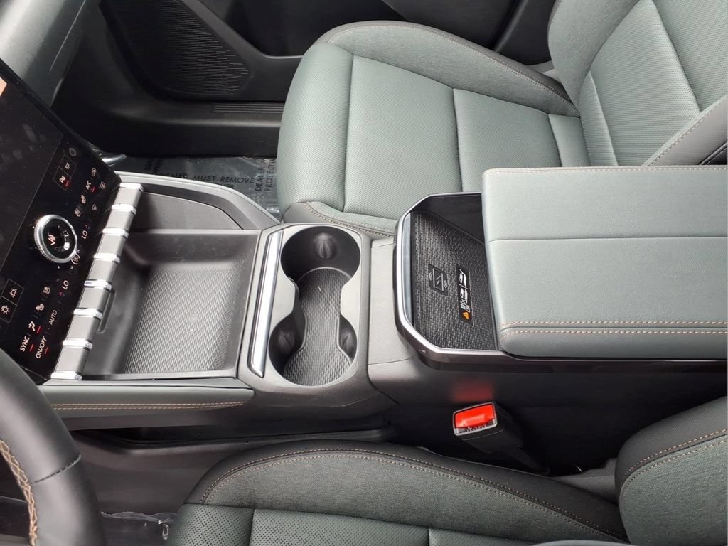 2026 GMC Terrain AT4 - Photo 14
