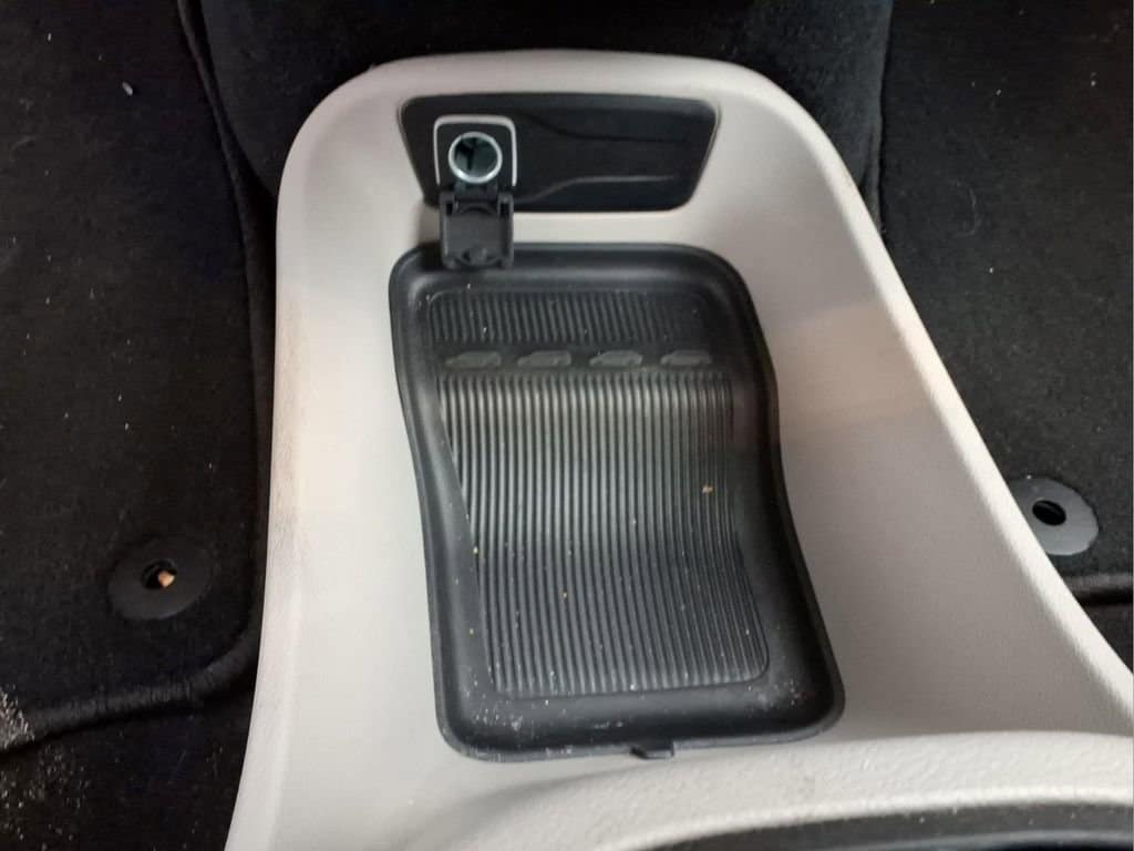 2024 Chrysler Pacifica Touring L - Photo 13