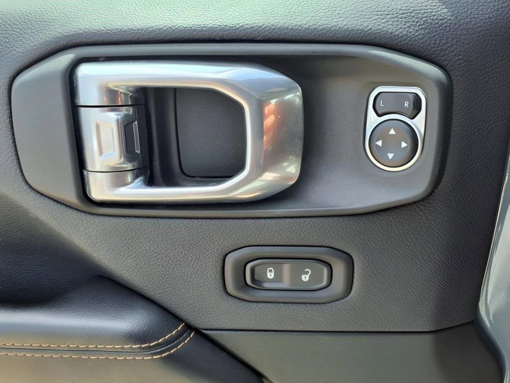 2024 Jeep Wrangler 4xe Sahara 4XE - Photo 15