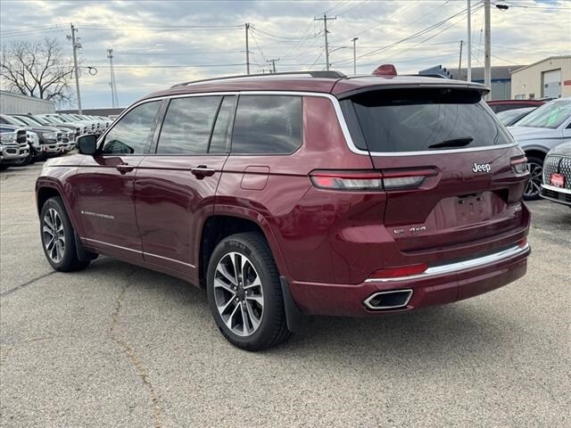 2021 Jeep Grand Cherokee Overland photo 4