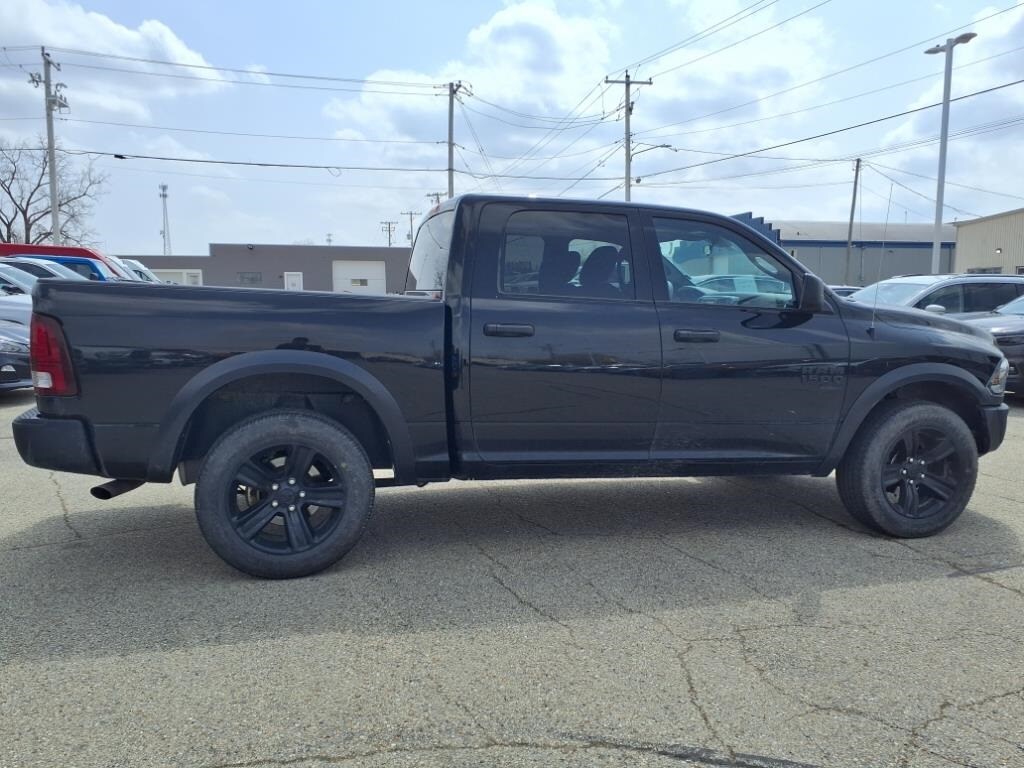 2024 Ram 1500 Classic photo 2