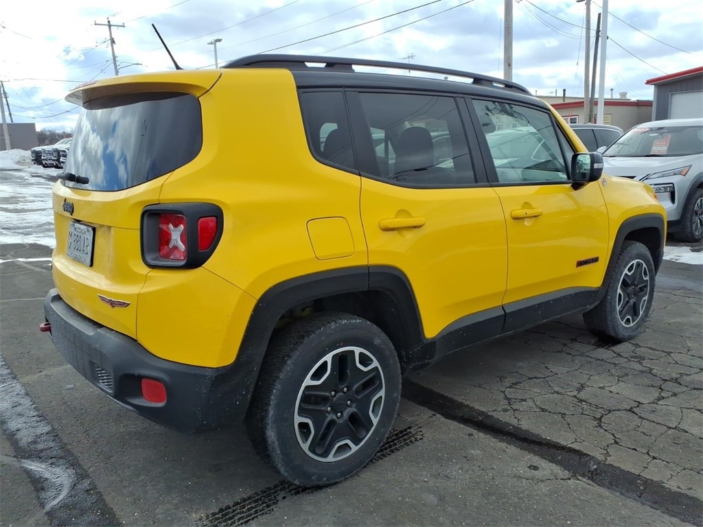Used 2017 Jeep Renegade Trailhawk 4x4 SUV